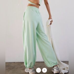 Free People Movement Hot Shot Crossover joggers ONLY* Sz XS Comfort